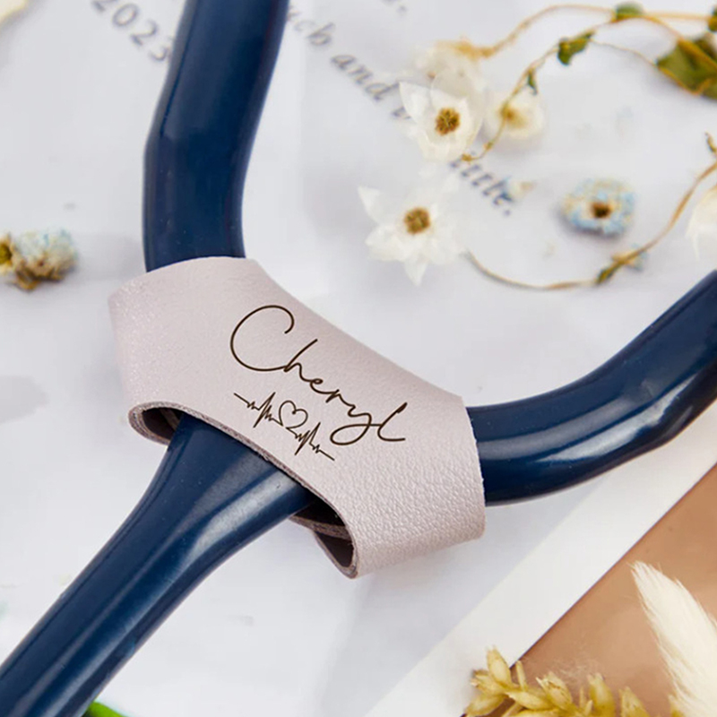 Personalized Leather Stethosco - Medical Lab Logo recensie en prijs